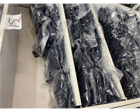 5 cm den 18 cm’e kadar metal  kemik fermuarlar stoklarımızda