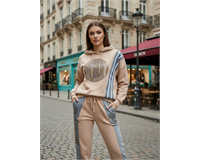 Kaliteli toptan ve perekente takim uygun fiyat bilgi için whatsapp üzerinden ulasabilirsiniz