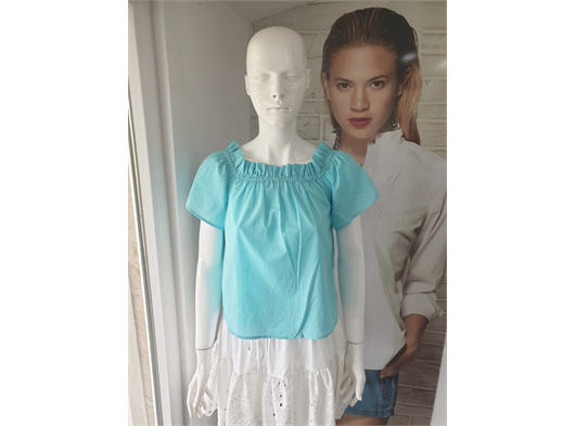 2000 BİN ADET BAYAN ELBİSELER